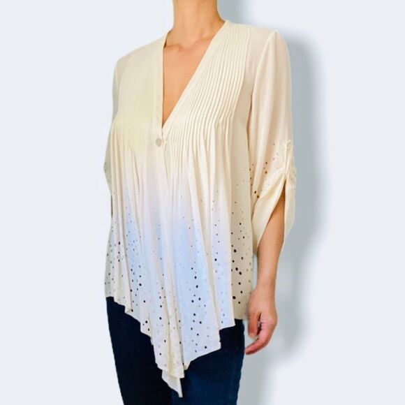 NEW ELIZABETH AND JAMES 100% Silk Pleated Top - Picture 4 of 8